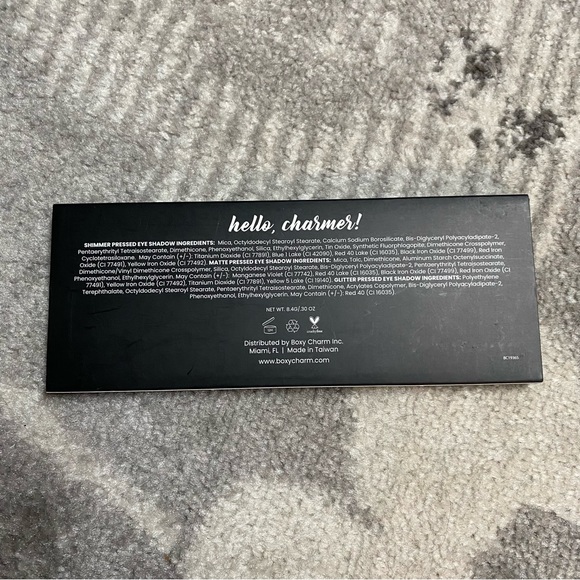 Boxycharm Hello Charmer Eyeshadow Makeup Palette - Picture 3 of 10
